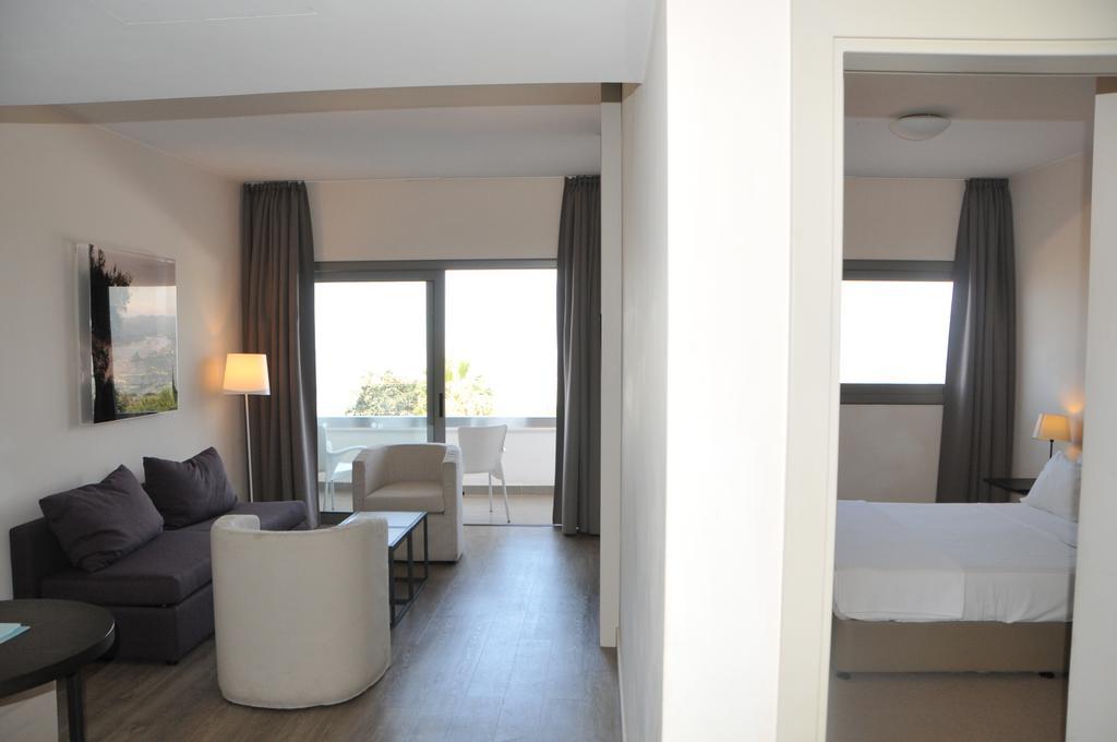 Droushia Heights Hotel Dhrousha Bagian luar foto